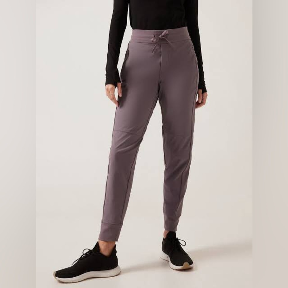 Athleta Women's Headlands Hybrid Trek Jogger - Lavender - size 10 Tall
